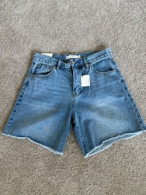 Statement Denim High-Rise Blue Denim Women's Shorts Trendy Longer Length NWT
